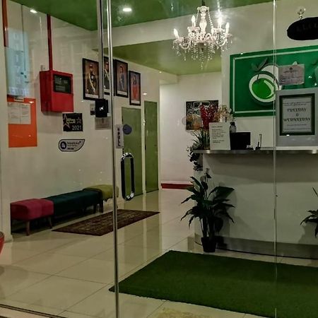 Olive Hotel Johor Bahru Bagian luar foto