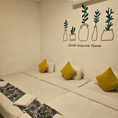 Olive Hotel Johor Bahru Bagian luar foto