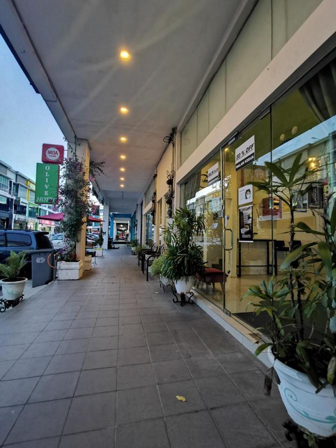 Olive Hotel Johor Bahru Bagian luar foto